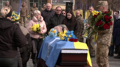З військовим Ігорем Буторіним попрощалися у Рівному З військовим Ігорем Буторіним попрощалися у Рівному