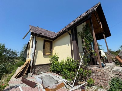"Допомога не у тих обсягах, як хотілось би", — Олександр, який постраждав від вибухів у селі Березина "Допомога не у тих обсягах, як хотілось би", — Олександр, який постраждав від вибухів у селі Березина