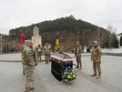 Тернопіль, Віталій Бик, похорон, 28 листопада 2025 Тернопіль, Віталій Бик, похорон, 28 листопада 2025