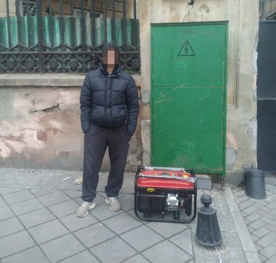 В Одесі чоловік під час повітряної тривоги вкрав генератор — поліція В Одесі чоловік під час повітряної тривоги вкрав генератор — поліція