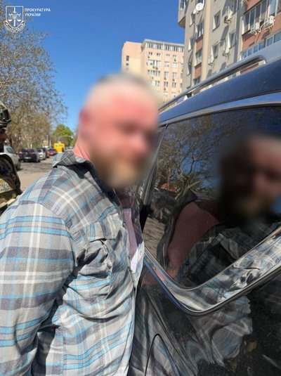 Вимагали 360 тис доларів: на Одещині взяли під варту підозрюваних у викраденні підприємця Вимагали 360 тис доларів: на Одещині взяли під варту підозрюваних у викраденні підприємця