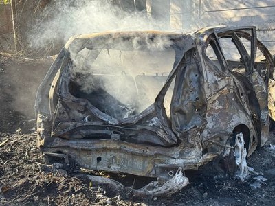 "Машини спалахнули. Диму повно було": очевидці про обстріл Запоріжжя "шахедами" 23 вересня "Машини спалахнули. Диму повно було": очевидці про обстріл Запоріжжя "шахедами" 23 вересня