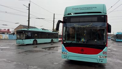 Затримка 57 млн грн казначейських платежів: чи спричинить це зупинку громадського транспорту у Хмельницькому Затримка 57 млн грн казначейських платежів: чи спричинить це зупинку громадського транспорту у Хмельницькому