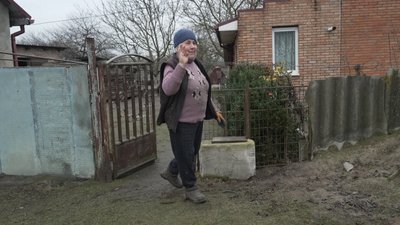 сама в селі сама в селі