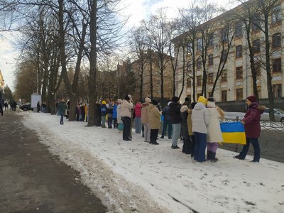 Рівне ланцюг єднання Рівне ланцюг єднання