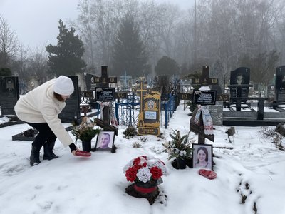 Роковини загибелі родини Запішніх від російської ракети у Полтаві: спогади про сім’ю