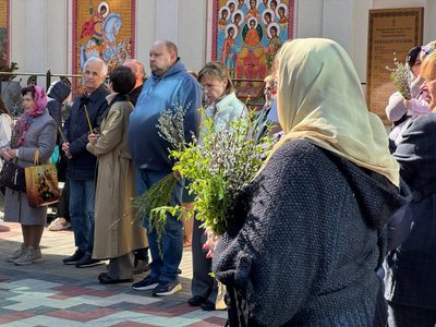 як у Дніпрі відзначають Вербну неділю