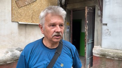 "Я працювала вдома, нічого не віщувало". Як у Краматорську пережили вечірній удар бомбами, під час якого поранені були 12 людей "Я працювала вдома, нічого не віщувало". Як у Краматорську пережили вечірній удар бомбами, під час якого поранені були 12 людей