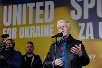 У світі пройшли акції на підтримку України до роковин початку повномасштабного вторгнення Росії У світі пройшли акції на підтримку України до роковин початку повномасштабного вторгнення Росії