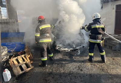 На Тернопільщині вщент згорів автомобіль