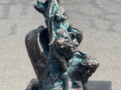 "Ода витривалості та особистій свободі". У Дніпрі відкрили мініскульптуру, присвячену бігуну Олександру "Форресту Гампу" "Ода витривалості та особистій свободі". У Дніпрі відкрили мініскульптуру, присвячену бігуну Олександру "Форресту Гампу"