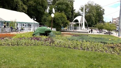 У Вінниці охочих запрошують створити новий образ для квітника "Черепаха" У Вінниці охочих запрошують створити новий образ для квітника "Черепаха"