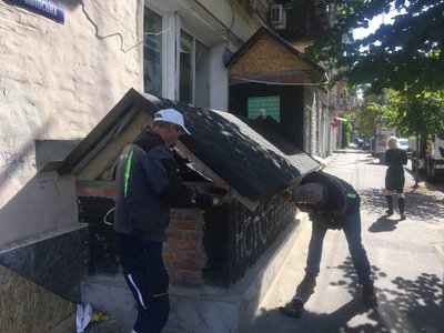 На Подолі в історичному будинку проводили будівельні роботи попри заборону На Подолі в історичному будинку проводили будівельні роботи попри заборону