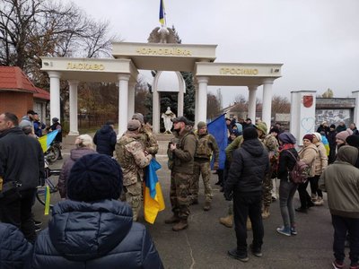 "Ми кричали від радості. Себе не чули, так кричали". Жителька Чорнобаївки про зустріч з українськими військовими "Ми кричали від радості. Себе не чули, так кричали". Жителька Чорнобаївки про зустріч з українськими військовими