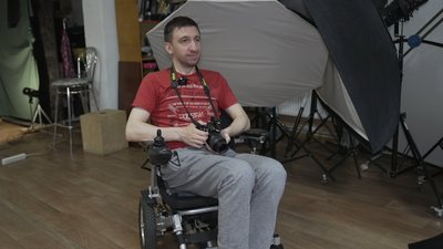 У Вінниці люди з інвалідністю безкоштовно навчаються на фотографа У Вінниці люди з інвалідністю безкоштовно навчаються на фотографа