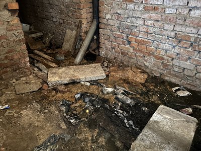 Нечистоти стікають у підвал багатоповерхівки у Полтаві: які причини та чи ліквідували проблему Нечистоти стікають у підвал багатоповерхівки у Полтаві: які причини та чи ліквідували проблему