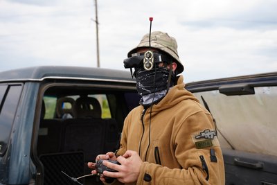FPV-дрони військовослужбовець "Джин" 24-ї окремої механізованої бригади імені Короля Данила майстерня Донецька область FPV-дрони військовослужбовець "Джин" 24-ї окремої механізованої бригади імені Короля Данила майстерня Донецька область