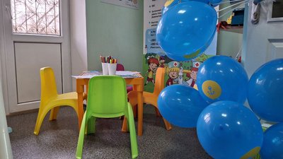 "Хочеться, щоб в нас повірили": у Черкасах працює педіатрична амбулаторія Маріуполя "Хочеться, щоб в нас повірили": у Черкасах працює педіатрична амбулаторія Маріуполя