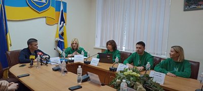 У Житомирі підписали меморандум і відкрили Офіс декарбонізації та енергоефективності У Житомирі підписали меморандум і відкрили Офіс декарбонізації та енергоефективності