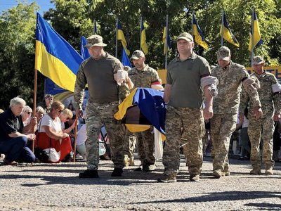 На Одещині попрощались із загиблим на війні 24-річним військовослужбовцем На Одещині попрощались із загиблим на війні 24-річним військовослужбовцем