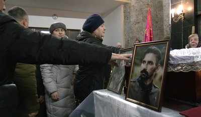 "Завжди знав, що правильно": в Тернополі попрощалися з військовим Андрієм Будою "Завжди знав, що правильно": в Тернополі попрощалися з військовим Андрієм Будою