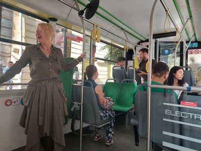 У Львові провели екскурсію у тролейбусі з автономним живленням У Львові провели екскурсію у тролейбусі з автономним живленням