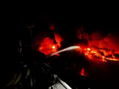 Армія РФ вдарила по Умані на Черкащині: спалахнули пожежі в гіпермаркеті, готелі та житловому будинку Армія РФ вдарила по Умані на Черкащині: спалахнули пожежі в гіпермаркеті, готелі та житловому будинку
