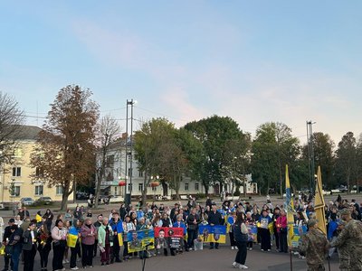 Акцію «Вогонь, що не згасає» організували у День захисників і захисниць України Акцію «Вогонь, що не згасає» організували у День захисників і захисниць України