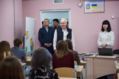 Ігор Терехов в підземній школі Ігор Терехов в підземній школі