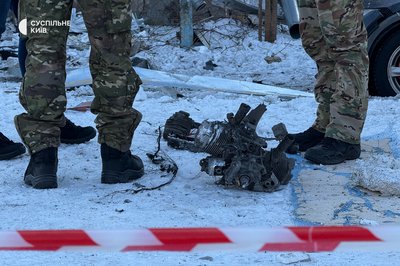 "Не встиг добігти до коридора, як пролунав вибух": російський дрон пошкодив будинок в Дніпровському районі "Не встиг добігти до коридора, як пролунав вибух": російський дрон пошкодив будинок в Дніпровському районі