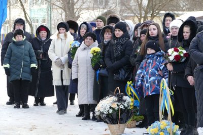 У Калуші на Франківщині відкрили меморіальні дошки полеглим бійцям Назарію Цимбалісту та Дмитру Пасюті У Калуші на Франківщині відкрили меморіальні дошки полеглим бійцям Назарію Цимбалісту та Дмитру Пасюті