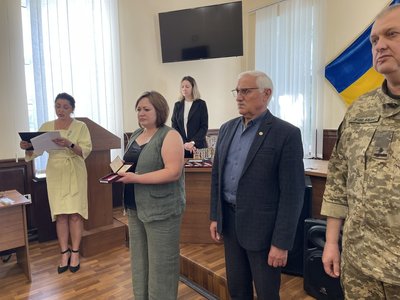 Захисників із Черкащини посмертно нагородили орденами та відзнаками Захисників із Черкащини посмертно нагородили орденами та відзнаками