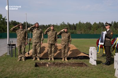 Останки першого голови ОУН Євгена Коновальця перепоховали на території НВМК Останки першого голови ОУН Євгена Коновальця перепоховали на території НВМК