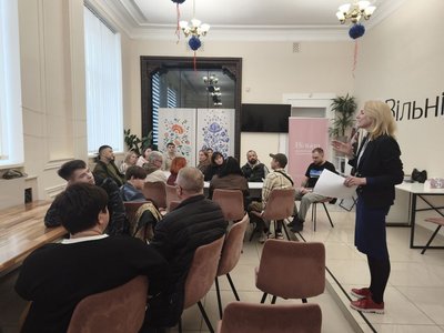 У Житомирі ветеранів навчатимуть створенню власного бізнесу У Житомирі ветеранів навчатимуть створенню власного бізнесу