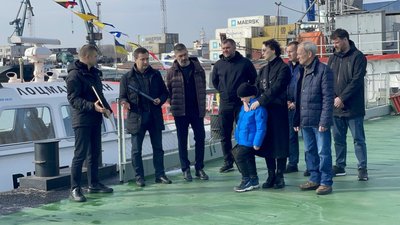 "Лоцман Сурін", церемонія підняття прапора "Лоцман Сурін", церемонія підняття прапора