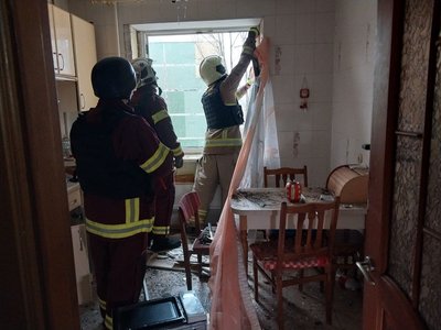 "Зашили ухо. Головне, що живі". Як оговтуються мешканці Сум після удару армії РФ "Зашили ухо. Головне, що живі". Як оговтуються мешканці Сум після удару армії РФ