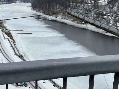 Риболовля на тонкій кризі в Житомирі: наскільки безпечний лід на Тетереві Риболовля на тонкій кризі в Житомирі: наскільки безпечний лід на Тетереві