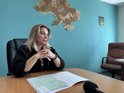 “FPV ганяються за нашими авто”: як працюють фахівці екстреної допомоги на прикордонній Сумщині “FPV ганяються за нашими авто”: як працюють фахівці екстреної допомоги на прикордонній Сумщині