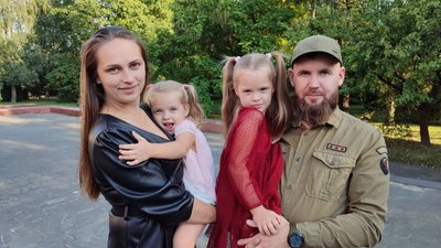 "На похоронах я була вагітна": вдова бійця 100 ОМБр поділилася спогадами про загиблого чоловіка
