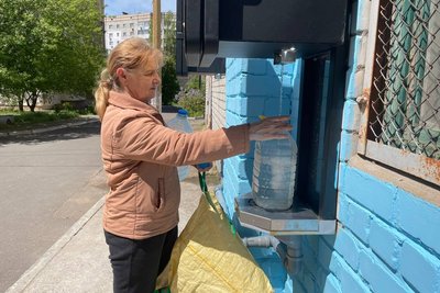 Уся вода безкоштовна. Директор "Миколаївоблтеплоенерго" розповів про роботу пунктів видачі води Уся вода безкоштовна. Директор "Миколаївоблтеплоенерго" розповів про роботу пунктів видачі води
