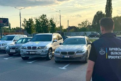 Авто, які, ймовірно, продавала 27-річна харківська автоблогерка Авто, які, ймовірно, продавала 27-річна харківська автоблогерка