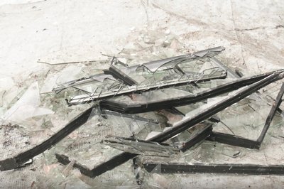 Волонтери "Армії відновлення" закрили вікна у 50 школах Харкова Волонтери "Армії відновлення" закрили вікна у 50 школах Харкова