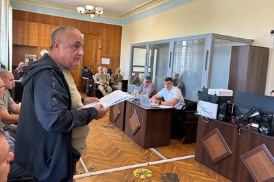 Вбивство дитини на Житомирщині: до справи доєднали ще двох прокурорів, допитали свідка та судмедексперта Вбивство дитини на Житомирщині: до справи доєднали ще двох прокурорів, допитали свідка та судмедексперта