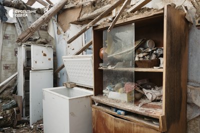 Постійні обстріли, розтрощені будинки та міни: як працює поліція на деокупованій Херсонщині Постійні обстріли, розтрощені будинки та міни: як працює поліція на деокупованій Херсонщині