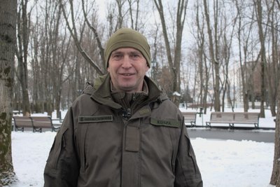 Батько воює на фронті разом з сином: історія родини нацгвардійців з Харківщини Батько воює на фронті разом з сином: історія родини нацгвардійців з Харківщини