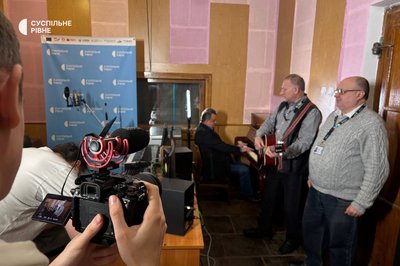 Працівники Суспільне Рівне об’єдналися в музичний гурт