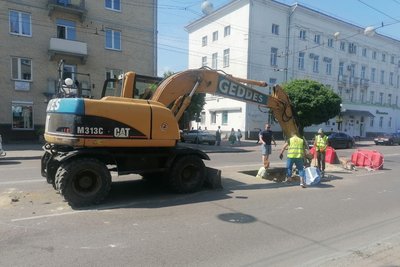 Рух транспорту на проспекті Волі вирішили не перекривати Рух транспорту на проспекті Волі вирішили не перекривати