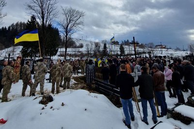 На Закарпатті попрощалися із загиблим військовим Павлом Говбелом На Закарпатті попрощалися із загиблим військовим Павлом Говбелом