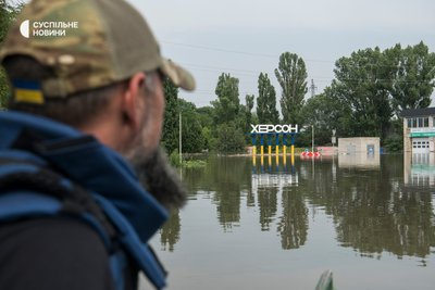 Зооволонтери рятують тварин у підтоплених районах Херсона, 7 червня 2023 року