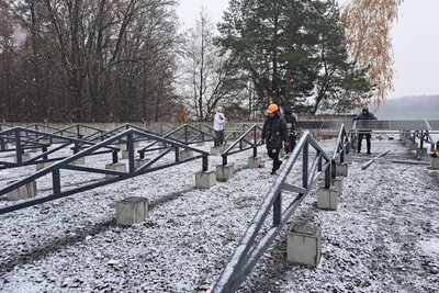 В Житомирі на насосній станції водоканалу почали встановлювати сонячні панелі В Житомирі на насосній станції водоканалу почали встановлювати сонячні панелі